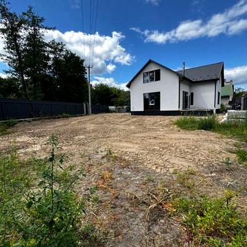 Продаж сучасного будинку 167 м² на ділянці 8 соток