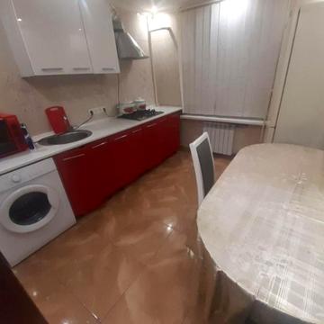 Давида Ойстраха вул. (Затонського), 7