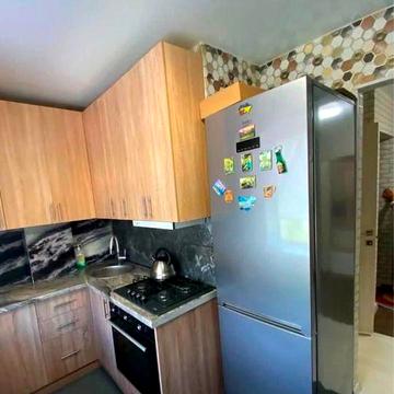 Продається 1-к квартира(перероблена в 2-к) в районі з/д лікарні