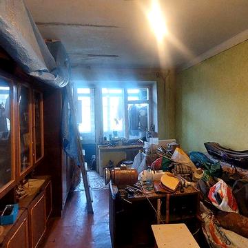 Продам 2-кімнатну квартиру. Вул.Стависька,52.