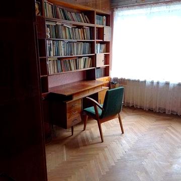 Продам 3 кім квартиру по Пилипа Орлика