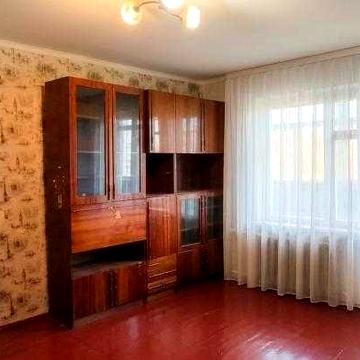 Продам квартиру 2 кімнатну на Семена Палія , посКотовського на 6 поверсі.