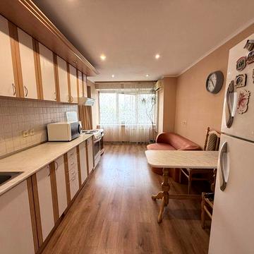 Срочно! Аренда квартиры Позняки, 64м2, низкий этаж