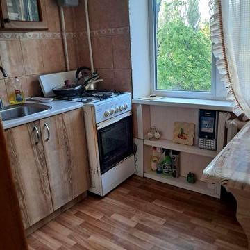 Здається 2-кімнатна квартира Космос, вул. Космічна