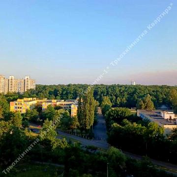 Квартира 3-х кімнатна, метро Теремки-1, вул. Заболотного 4, Магелан, серія КТ, 10/21