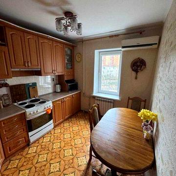 Продаж великої 4-х кімнатної квартири 87,3 м² з меблями та технікою! Набережна Енергетиків 37 (Власник).