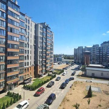 Продам квартиру в ЖК Домбровський — 45 м², кухня-студія ЖК Домбровський