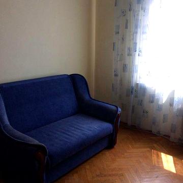 Продам 2 кімнатну квартиру вул Гната Юри 11