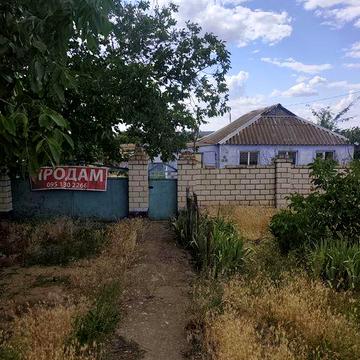 Будинок в селі Марївка