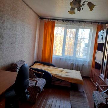 Здам двокімнатну квартиру на довгий термін.