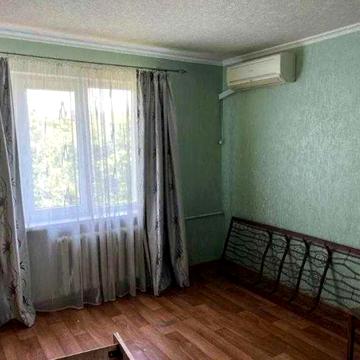 Продам 2 к. квартиру на Баварии