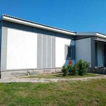 Будинок новобудова, цегляний на Хорольській від власника.
