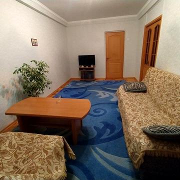 3-комн.квартира на Космосе на 2-3 месяца! ул. Европейская!
