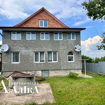 Продам великий будинок