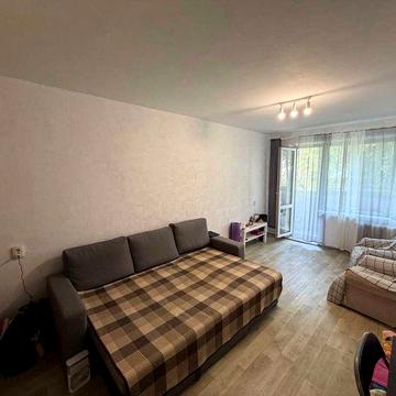 Продам 2к квартиру на Набережной Победы, 100. Ж/М Победа-3.