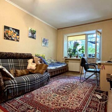 Продаж квартири 1 кім. р-н 8 школи(держ.програми)