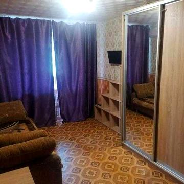 Продам 1 комнатную  гостинку Восточный