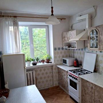 Здам двокімнатну квартиру в центрі міста для студентів.