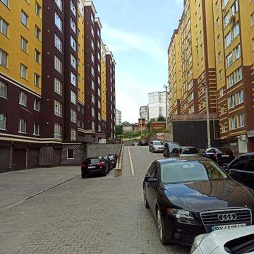 Продаж 2к квартири 63 кв. м на вул. Кармелюка/Озерна