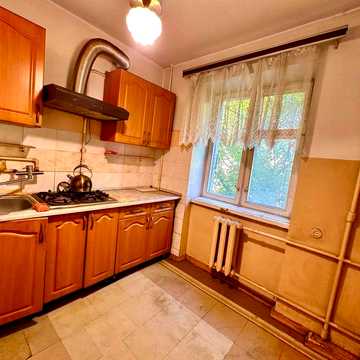 Срочная продажа! 3х комнатная квартира 62м2 Кирпич Газ Средний этаж Краснова/Толбухина 39900у.е
