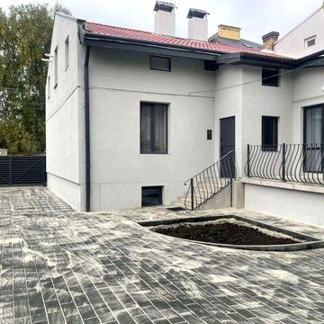 Оренда 2 кімнатної квартири з ремонтом по вулиці Корсунська. місто Львів.