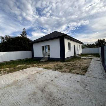 Продам від власника з газом новий будинок в центрі з чистовим ремонтом !