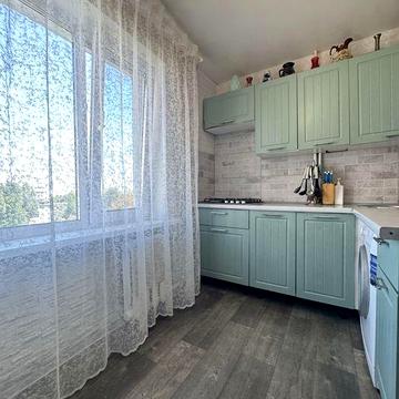 Продам 2к квартиру ул.Академика Янгеля 7