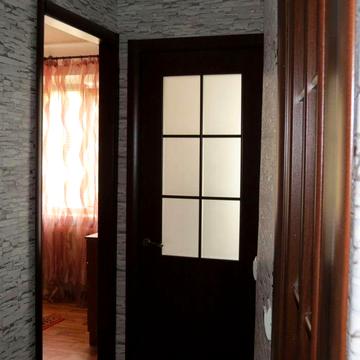 Здам квартиру     на  масиві  Червоний Камінь (метро Проспект Свободи) вiд власника. .