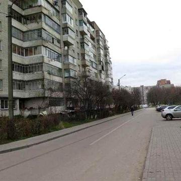 Двокімнатна квартира, вул. Панча ЖК 1990