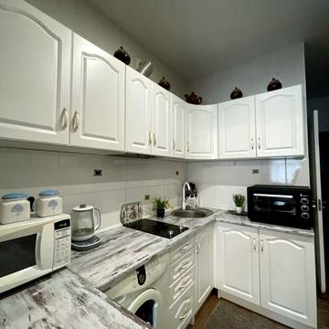 Продам 1к квартиру.Средний 2й этаж. Коксовая.Чечеловский р-н 23000$