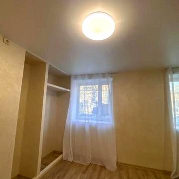 Продам 1-комн квартиру в районе Петровского просп.