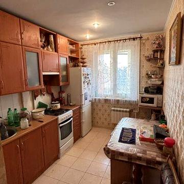 Сдам в аренду 2к улучшенку 56 м кв, кухня 9м, лоджия 7м, Рогань, Класс