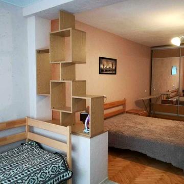 Продам 1 кімнатну квартиру на В. Великого 1, зручні комунікації,  затишне розташування ЖК франківський р-н
