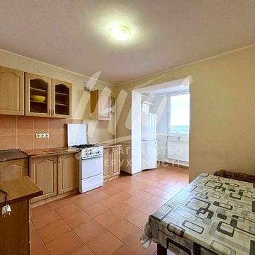 Продаж 2 к квартири з ремонтом Новобудова