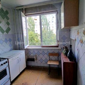 Продаж 3-кімнатної квартири на Олексіївці, проспект Перемоги, 72Г
