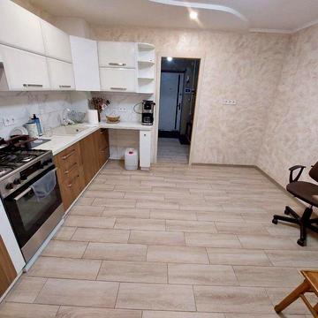 Здам 3к квартиру Металургів ФудХаус