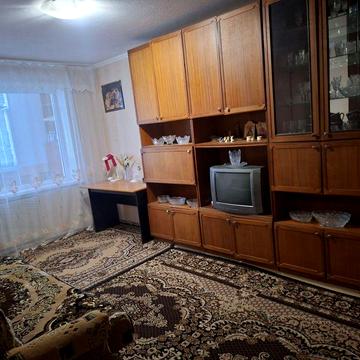 Здам 2-кімнатну квартиру сімейній парі, район пзто (магазин 33 квадратних метра) 2поверх