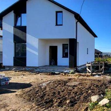 Будинок.вул.Паркова.Район костелу.
