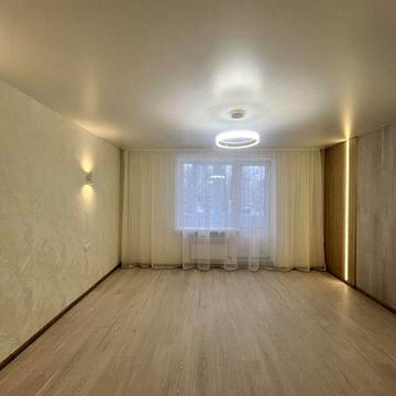 Продаж 1 кімнатної квартири з сучасним ремонтом. Р-н 13 школа Дендропарк. Є відео