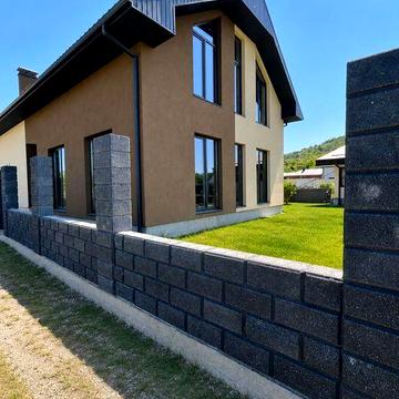 Частина нового будинку 110 м² у Мукачеві