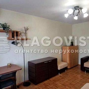 Продаж 1-кімнатної  квартири, вул. Леся Курбаса, 13 — Борщагівка