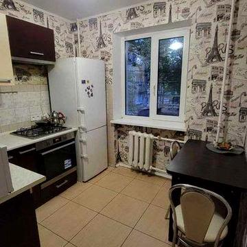 3 кімнати роздільні, 2 поверх, Газ. 10 мін до центра, Чоколовка