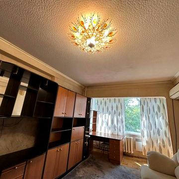 Без комісіі Терміново Продам 3к квартира Київ 2 поверх Газ Мілютенка