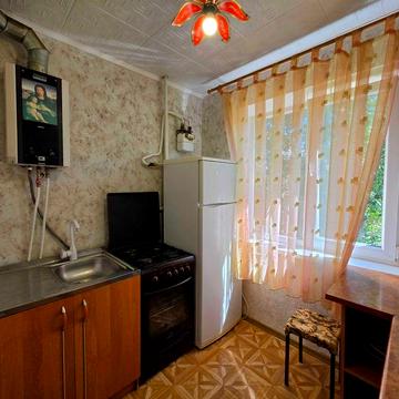 Сдается 2-комнатная квартира по улице Гурова