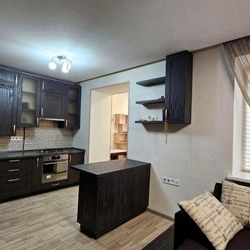 Центральний парк. 40м2 з меблями, 2% податки