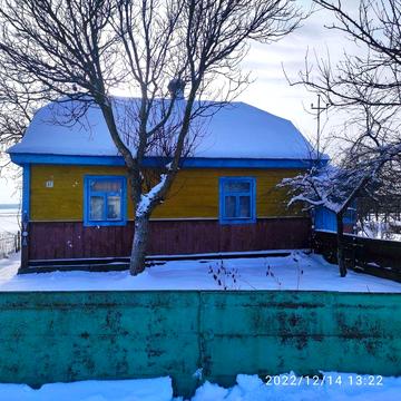 Будинок деревяний в селі Вівчицьк