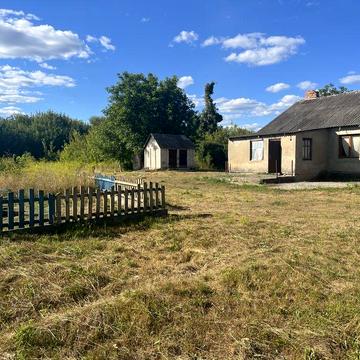Продам пів будинку в Городку
