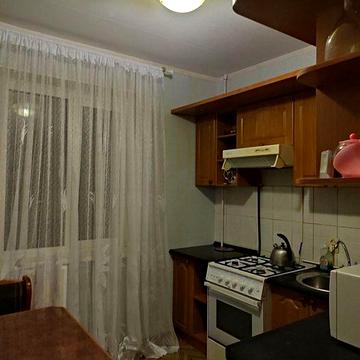 Укомплектована 1 к кв на другому поверсі