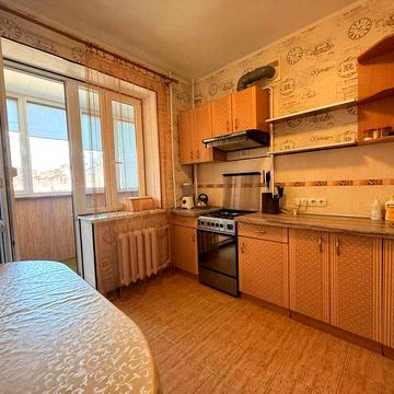 Сдам до лета 1 комнатную в Монолите с зарядной станцией
