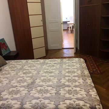 Довготривала оренда квартири на вул Куліша